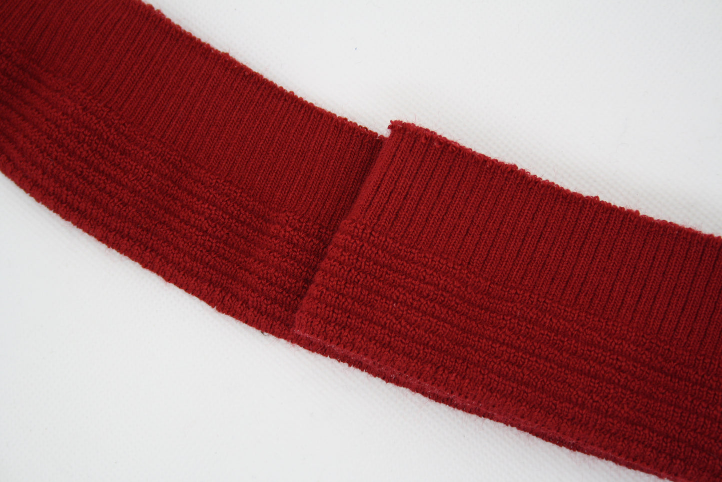 Bord-côte effet de maille rouge