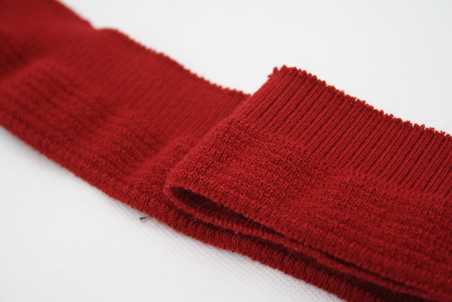Bord-côte effet de maille rouge