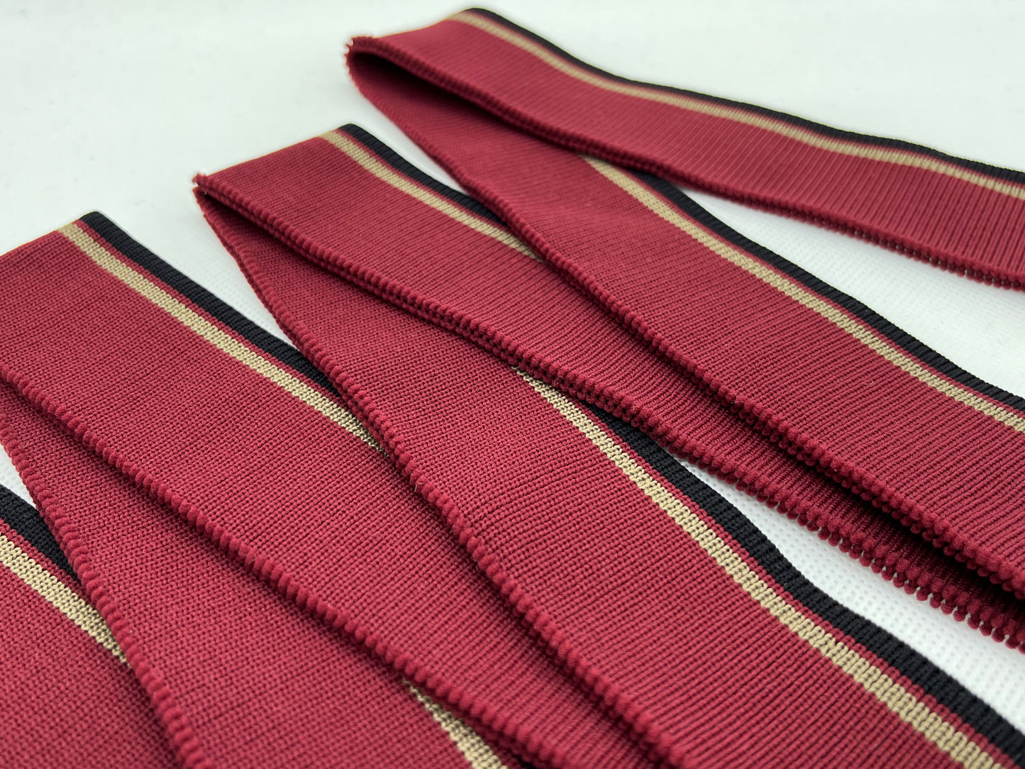 Bord-côte rouge bordeaux polyester