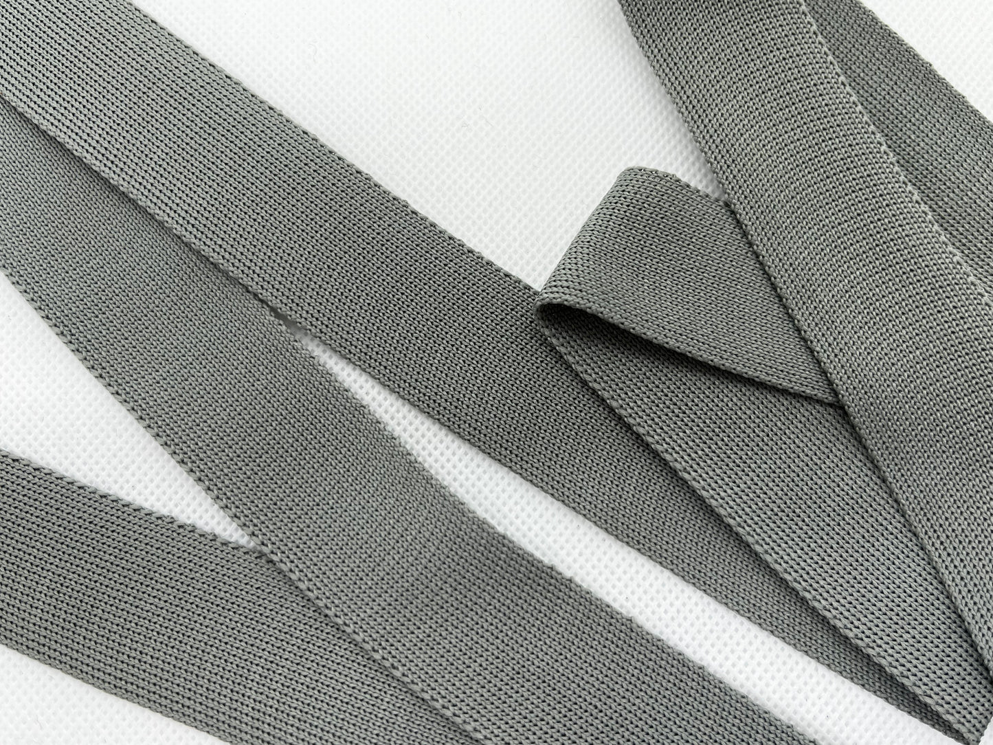 Ruban maille gris (lot 5m)