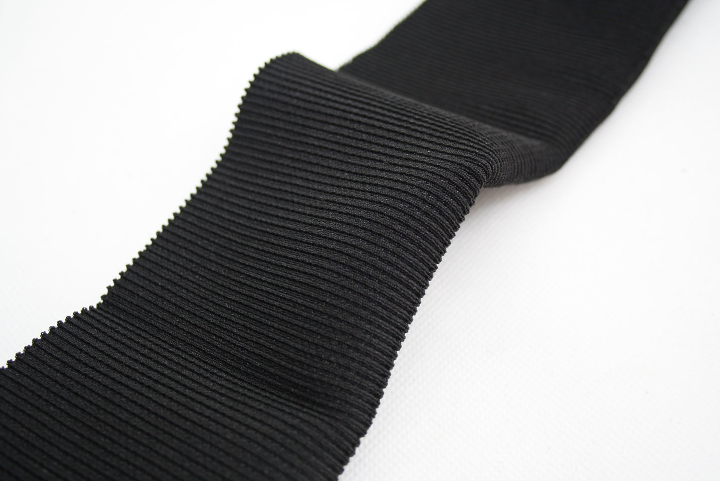 Bord-cote noir en polyester brillant et elasthanne cote 2/1
