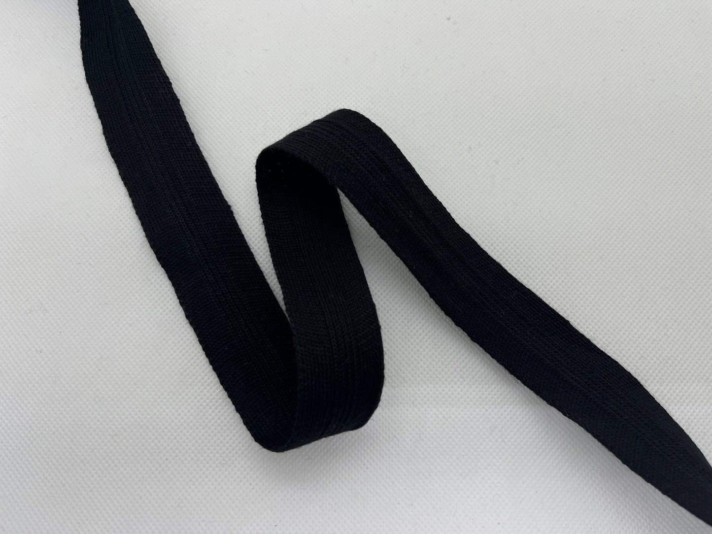 Ruban maille noir (lot 5m)