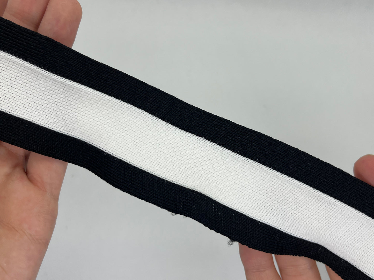 Ruban blanc et noir (lot 5m)