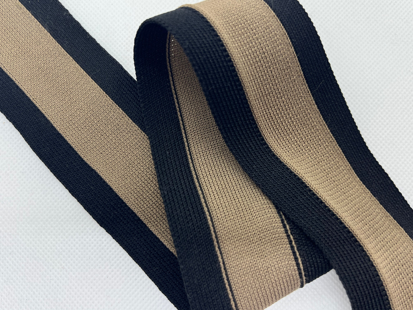 Ruban maille marron et noir (lot 5m)