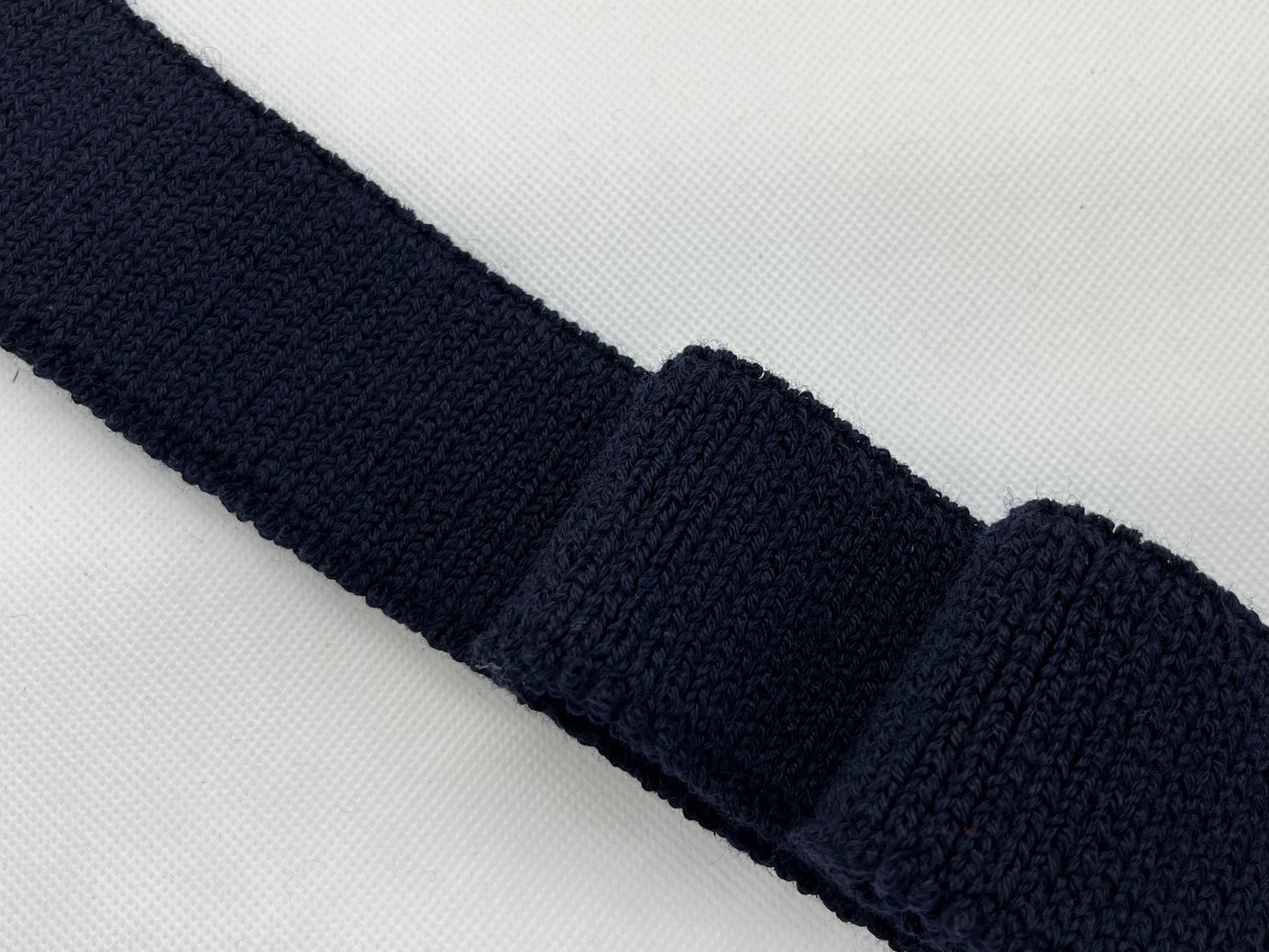 Bord-côte spéciale anglais bleu foncé (5cm)