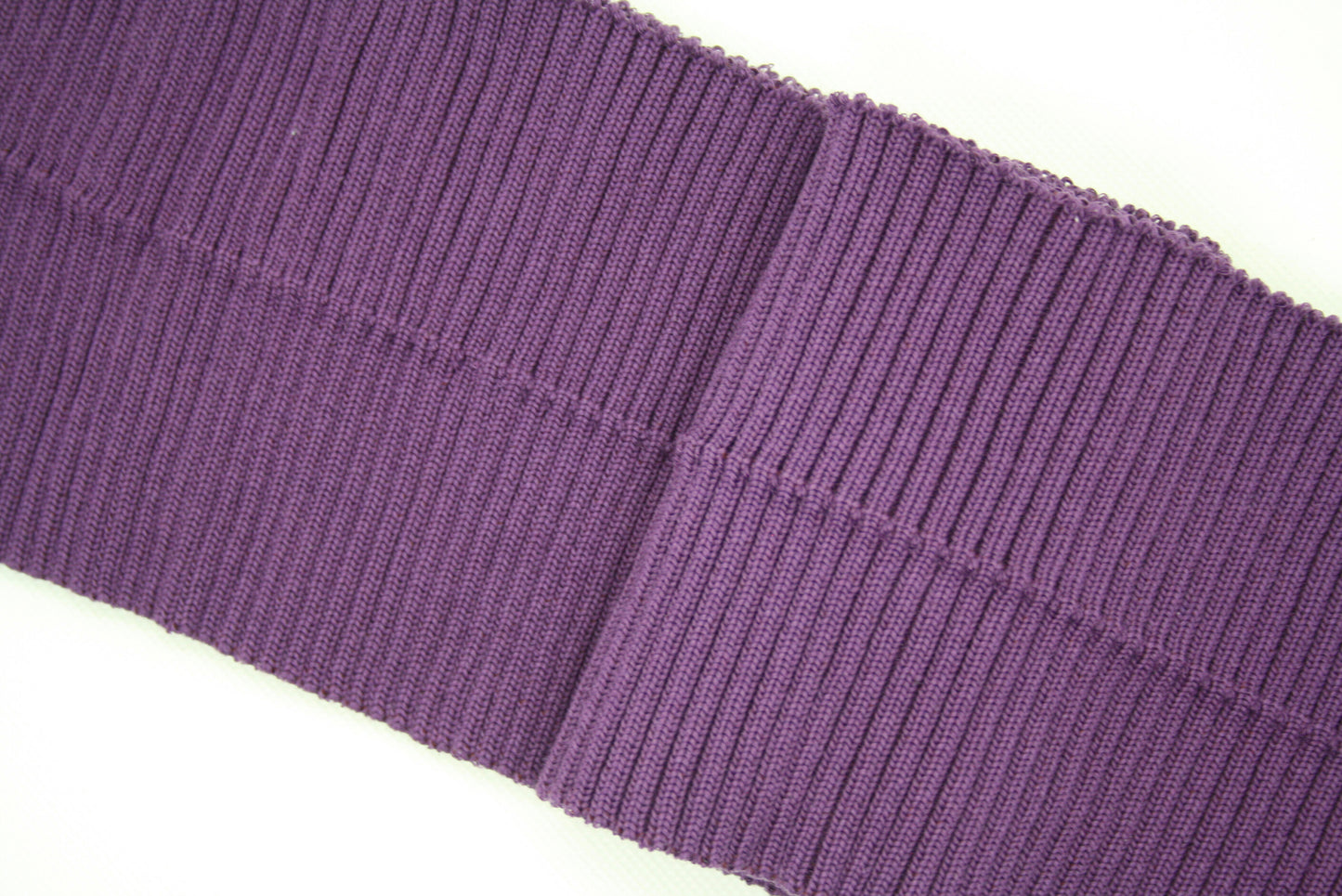 Bord-cote classique violet