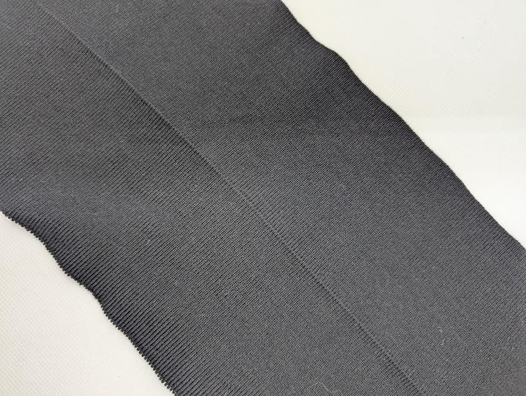 Bord-côte noir en viscose et élasthanne