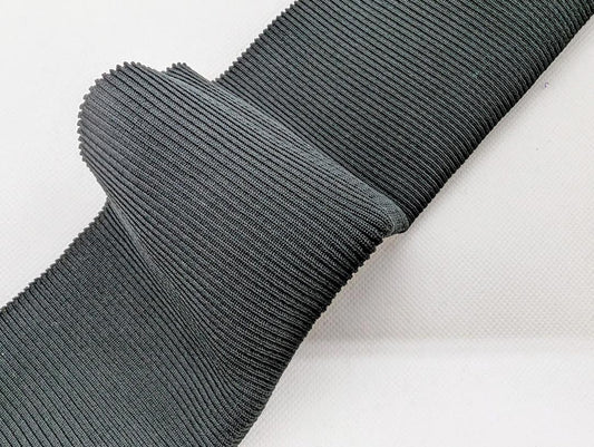 Bord-côte noir en polyester et élasthanne