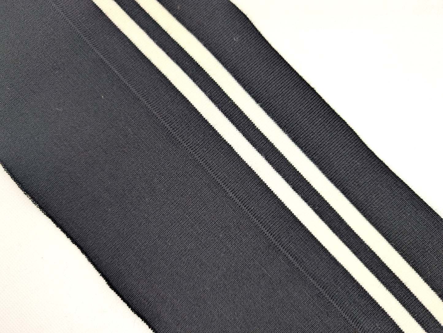 Bord-côte rayé noir et blanc en acrylique laine et élasthanne