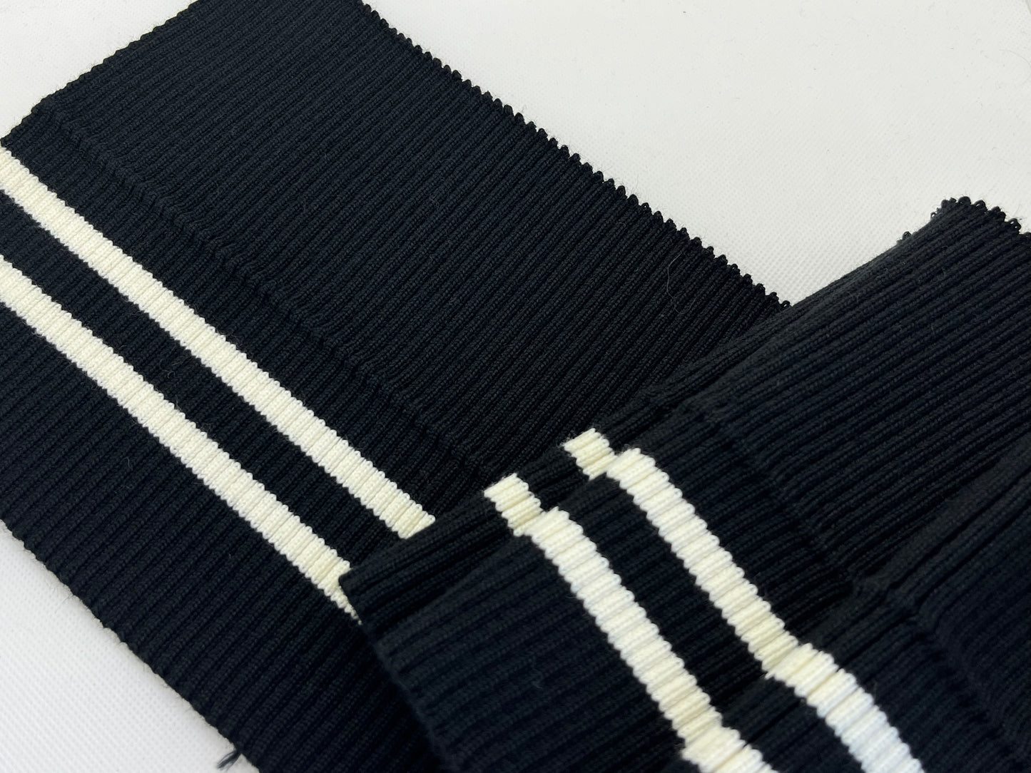 Bord-côte noir rayures blanches (100cm)