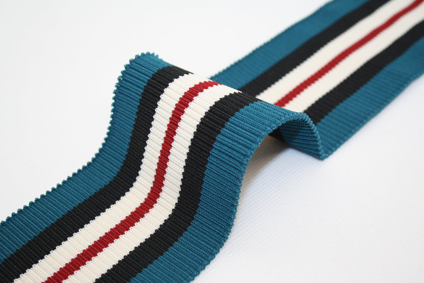 Bord cote raye en polyester et elasthanne