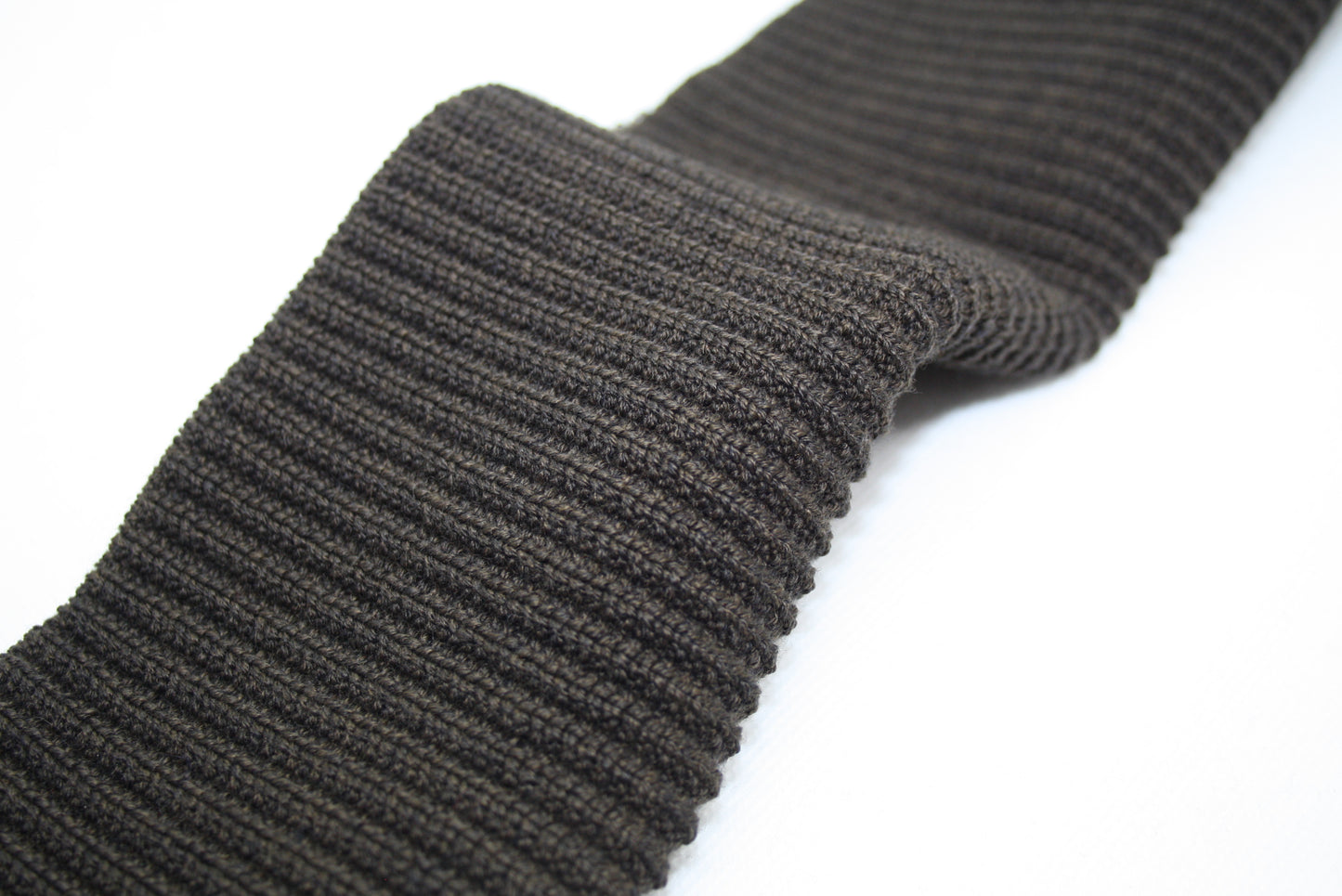 Bord cote marron en acrylique laine elasthanne cote quadrillee