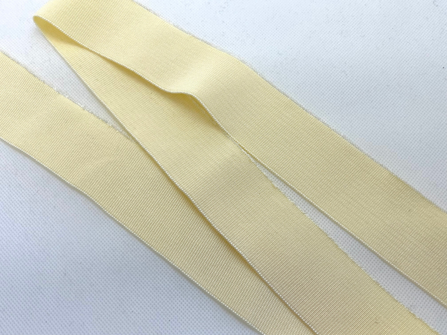 Bord-côte uni beige clair