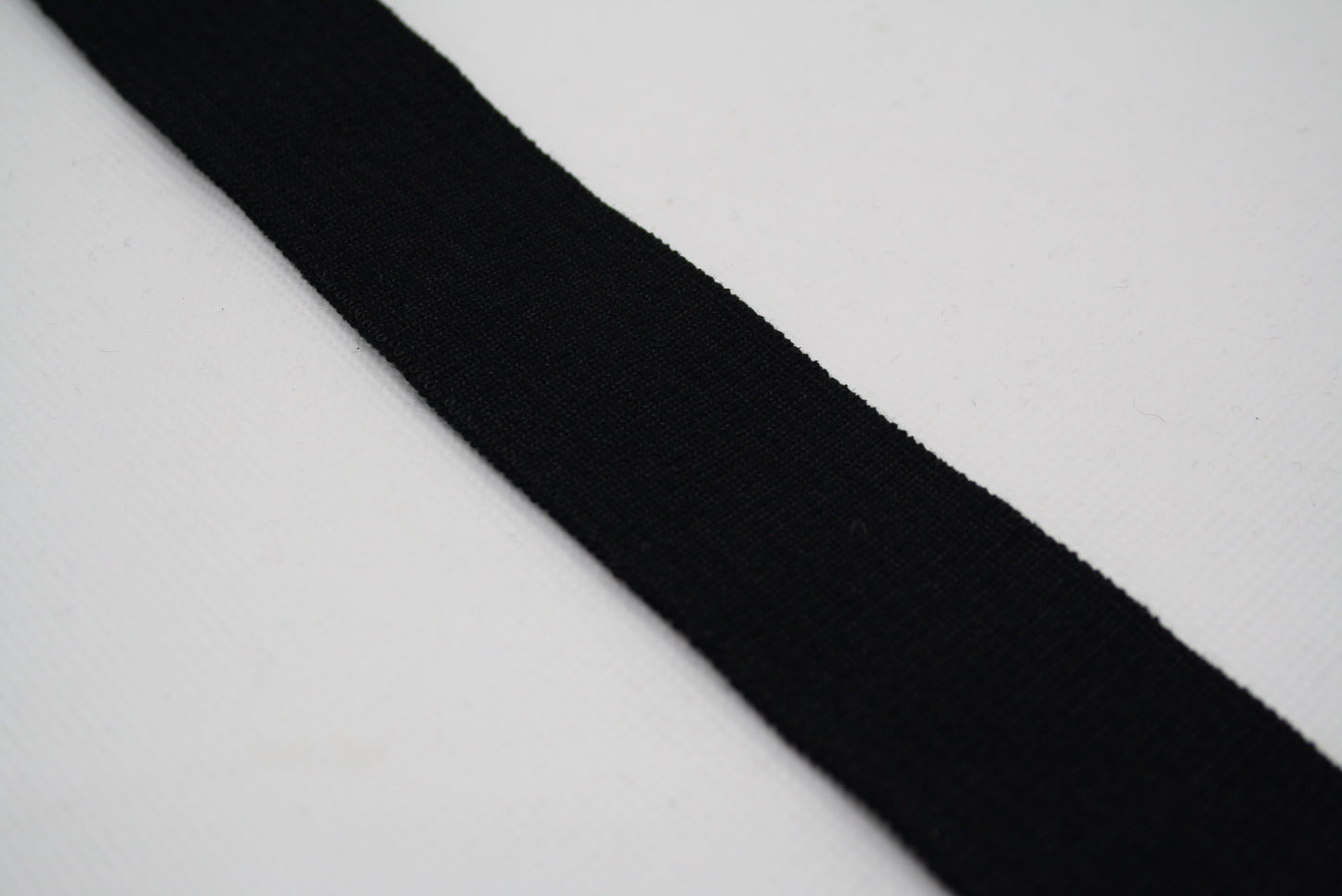 Bord-cote noir en viscose et polyester cote 1/1