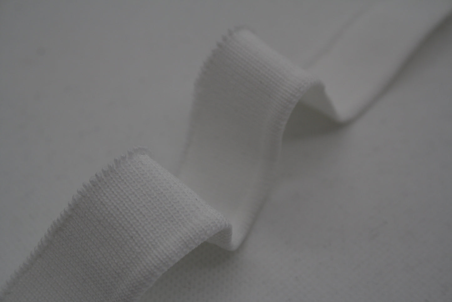 Bord-cote blanc en polyester et elasthanne cote 1/1