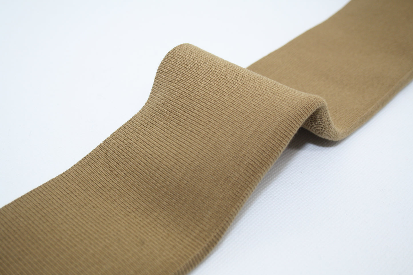 Bord-cote beige camel en coton et elasthanne cote 1/1