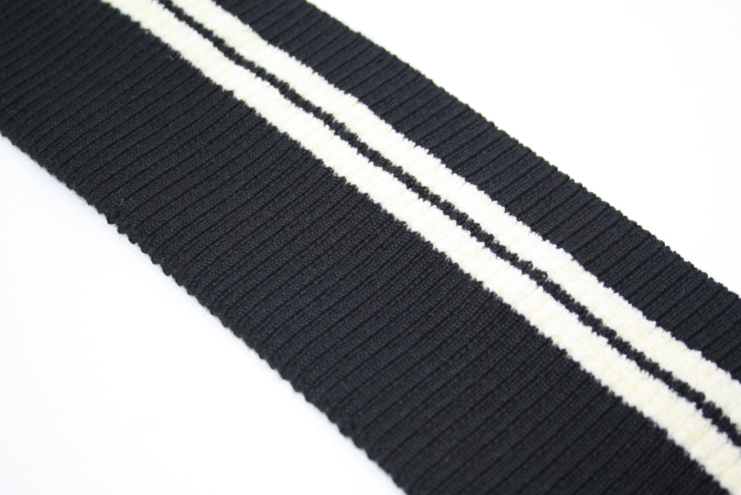 Bord-cote raye noir et blanc en acrylique laine et elasthanne cote 2/1