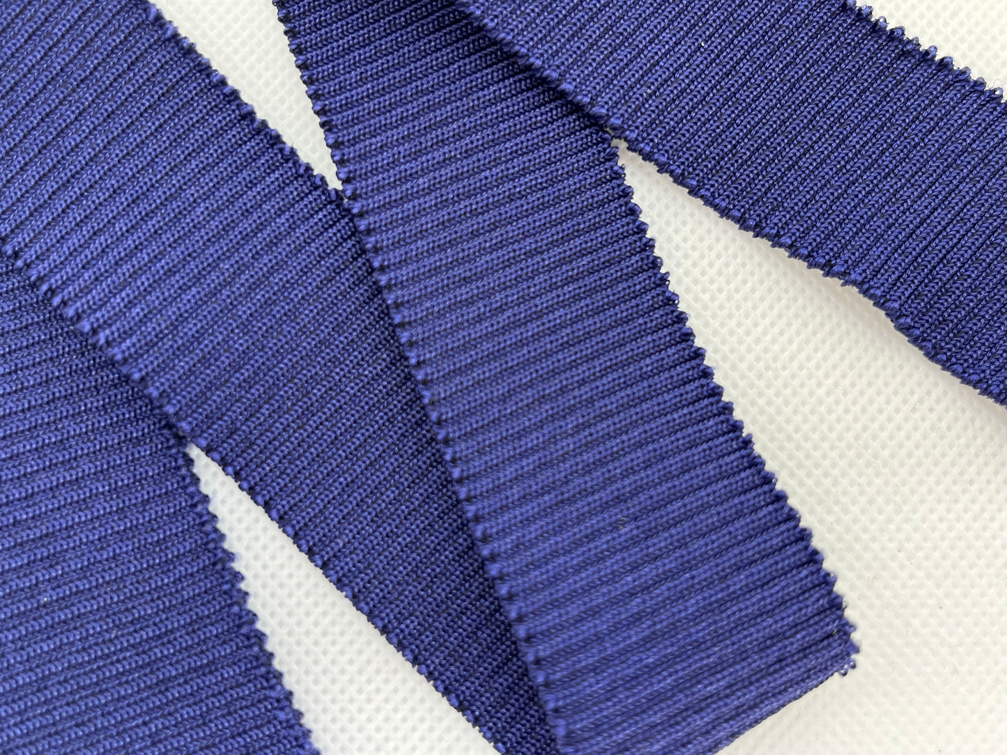 Bord-côte bleu uni (3cm)