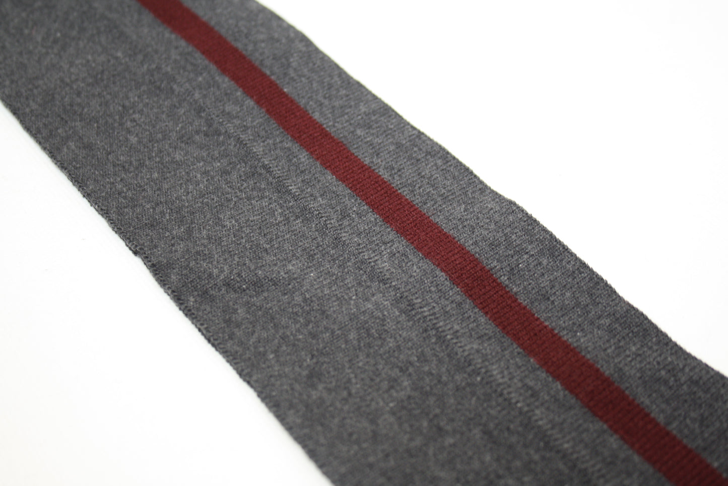 Bord-cote raye gris et bordeaux en acrylique laine et elasthanne cote 1/1