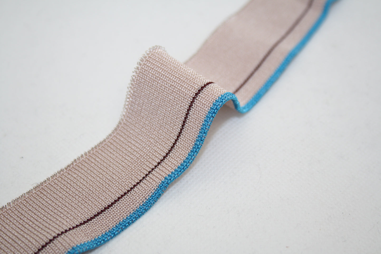 Bord-cote raye en polyester brillant et elasthanne cote 1/1