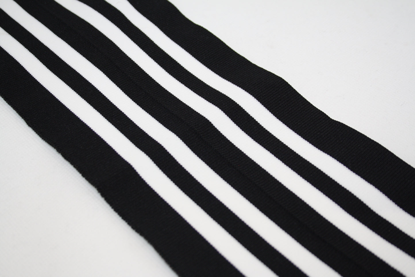 Bord - cote raye noir et blanc en polyamide et elasthanne cote 1/1