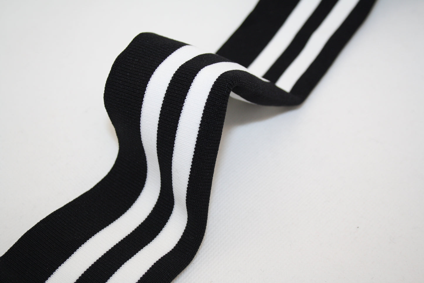 Bord - cote raye noir et blanc en polyamide et elasthanne cote 1/1
