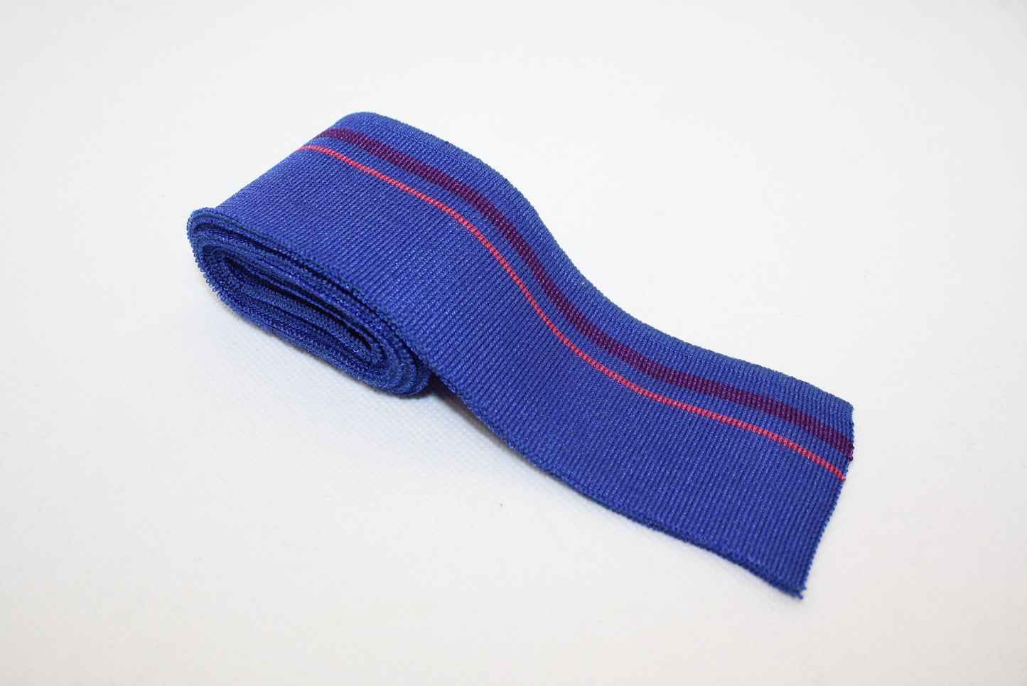 Bord-cote raye en polyester brillant cote 1/1